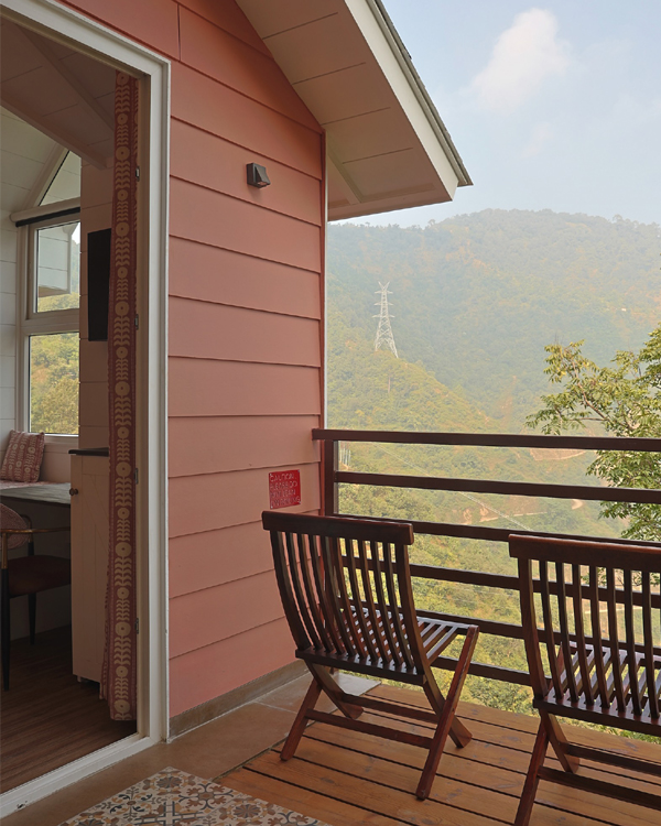  luxury resort in Rishikesh riverside view